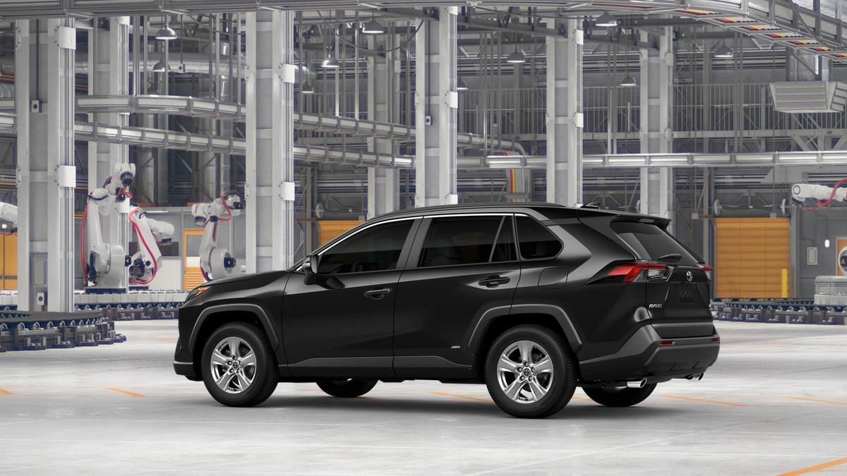 2025 Toyota RAV4 Hybrid XLE photo 3