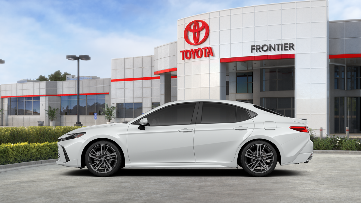 Camry XSE 2.5L 4-Cyl. Engine All-Wheel Drive [3]