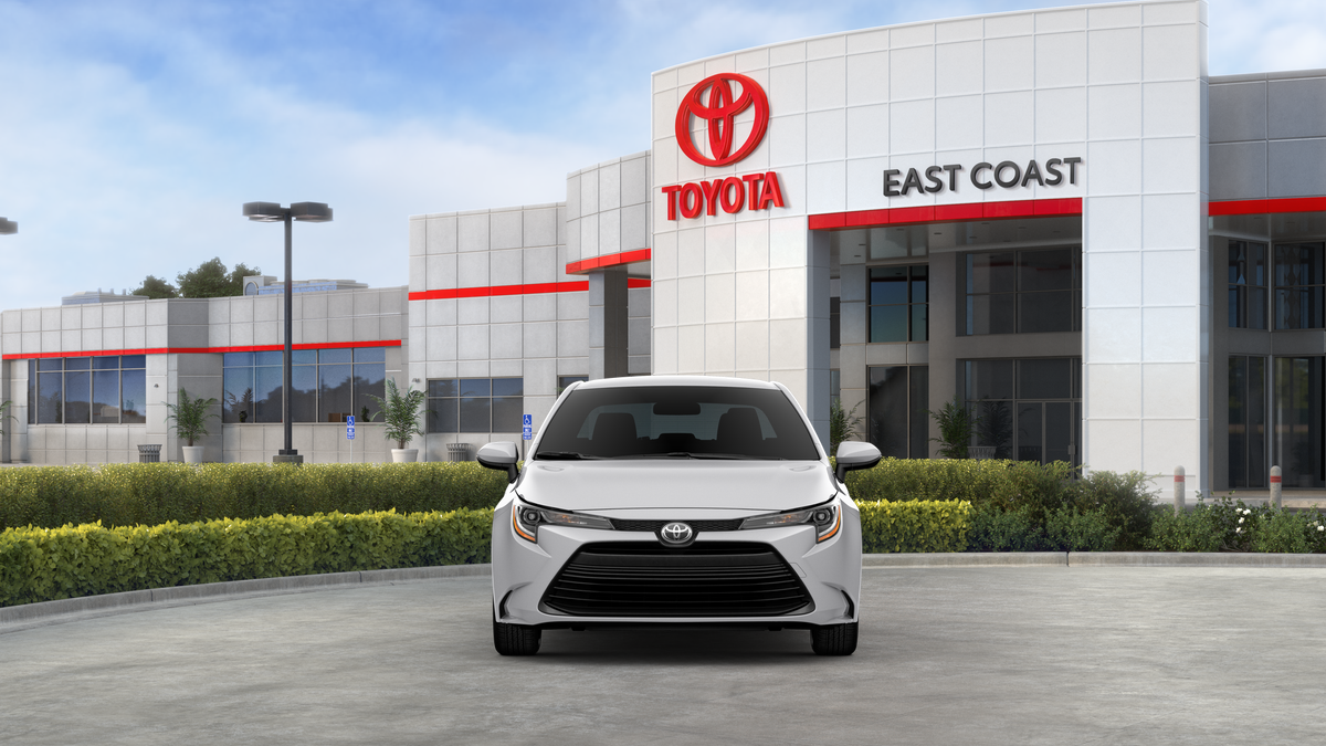 2025 Toyota Corolla LE photo 18