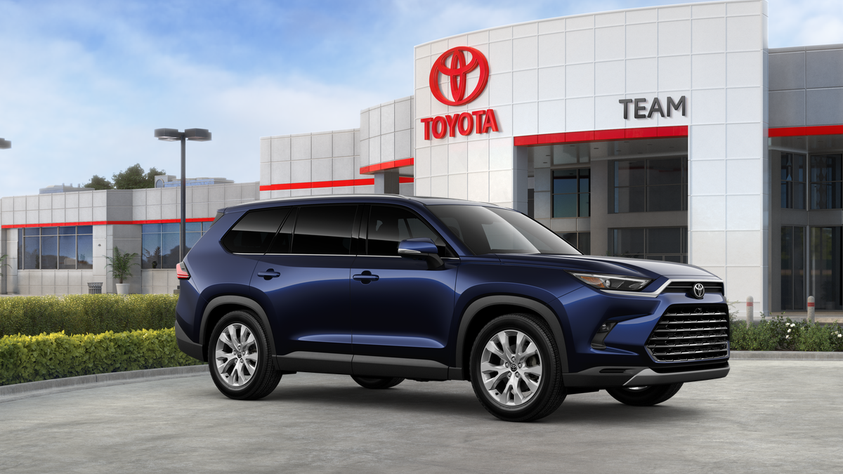2025 Toyota Grand Highlander Limited photo 23