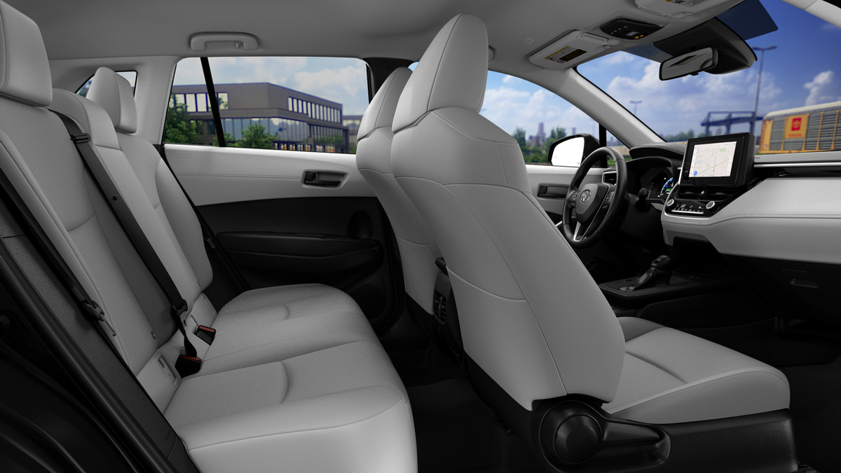 New 2026 Wind Chill Pearl <sup>1</sup> Toyota  LE image 2