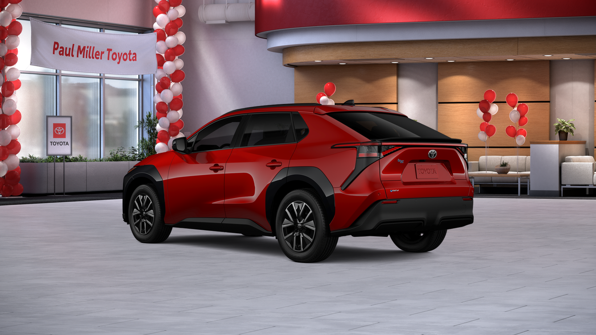 2026 Toyota bZ XLE - Photo 8