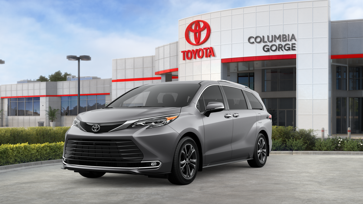 2026 Toyota Sienna Platinum 7-Passenger Hybrid AWD's photo