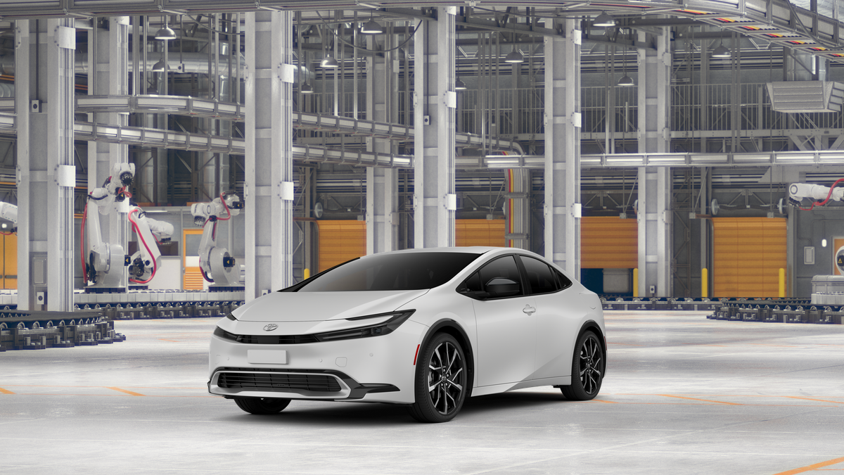 2026 Toyota Prius XSE's photo