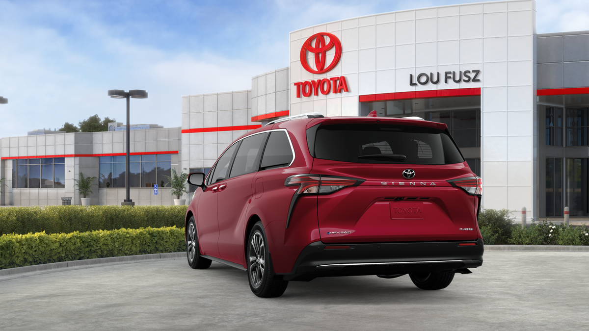 New 2026 Ruby Flare Pearl <sup>1</sup> Toyota  Platinum image 14