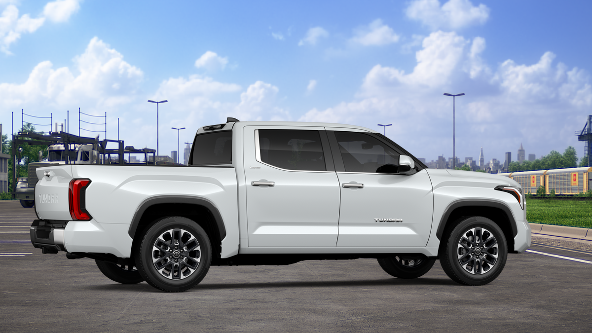 New 2026 Wind Chill Pearl <sup>1</sup> Toyota  Limited image 18