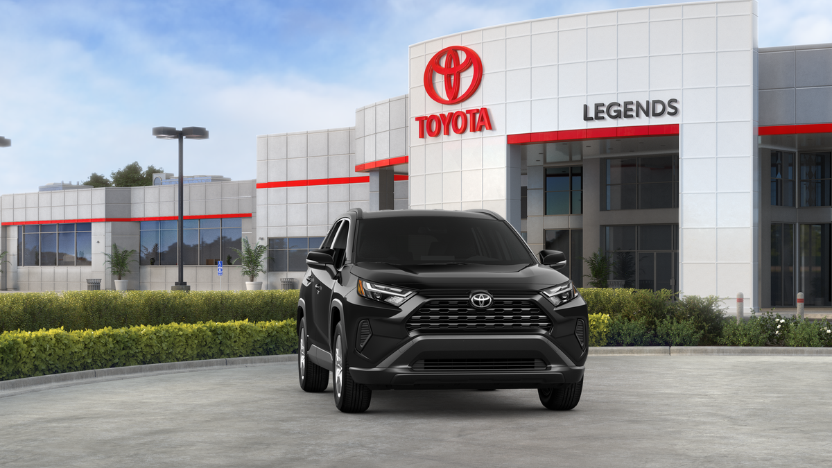 2025 Toyota RAV4 Hybrid XLE photo 9
