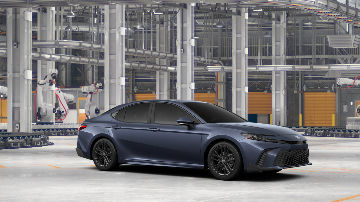 2026 Toyota Camry SE photo 12