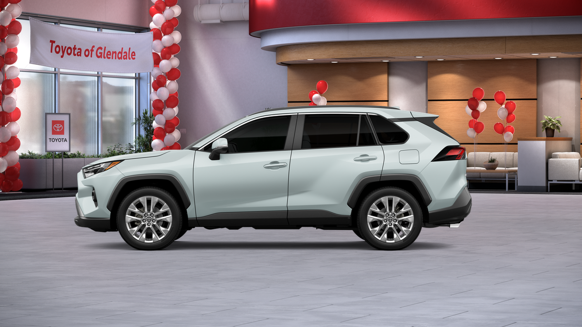 2025 Toyota RAV4 XLE Premium photo 4