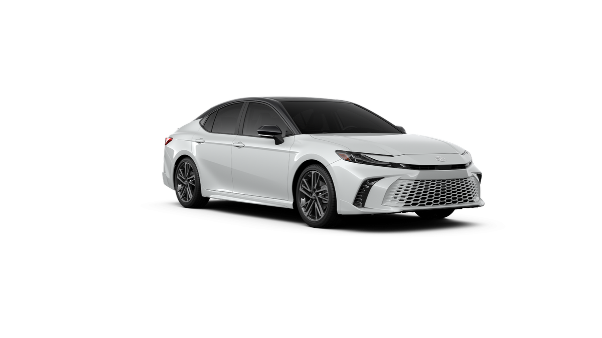 New 2027 Wind Chill Pearl with Midnight Black Metallic roof <sup>1</sup> Toyota  XSE image 17
