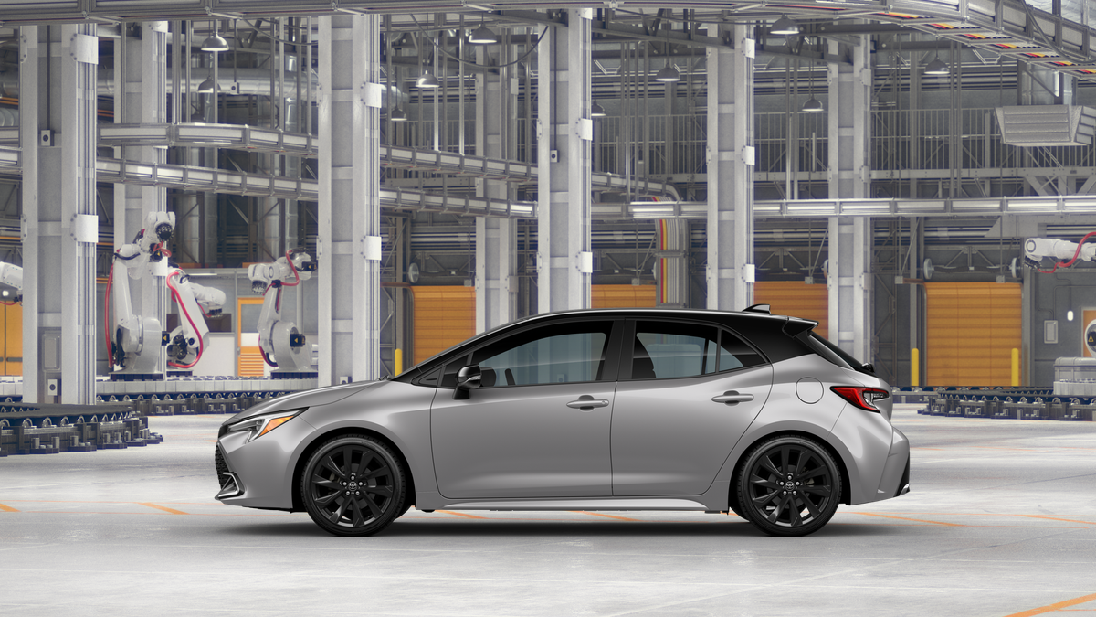2025 Toyota Corolla XSE photo 4