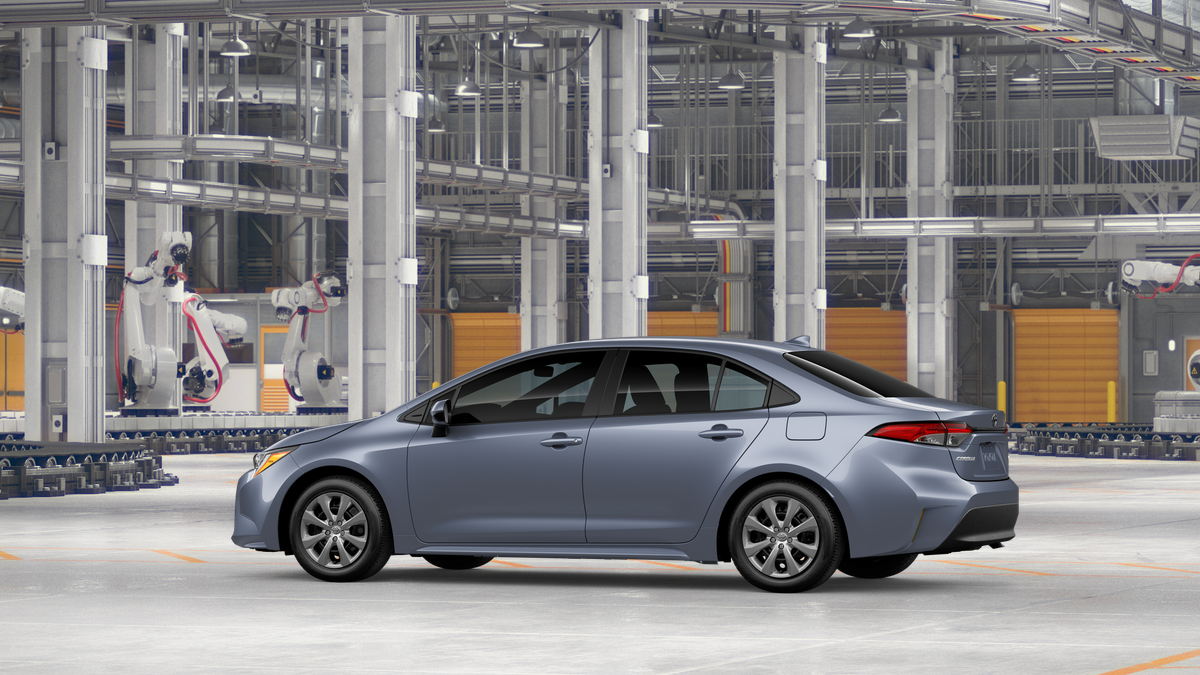 2026 Toyota Corolla LE photo 5