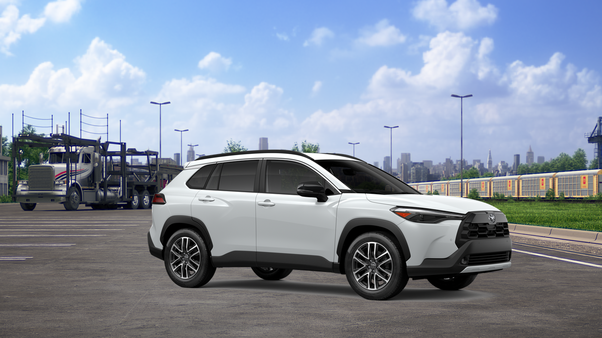 2026 Toyota Corolla Cross XLE photo 14