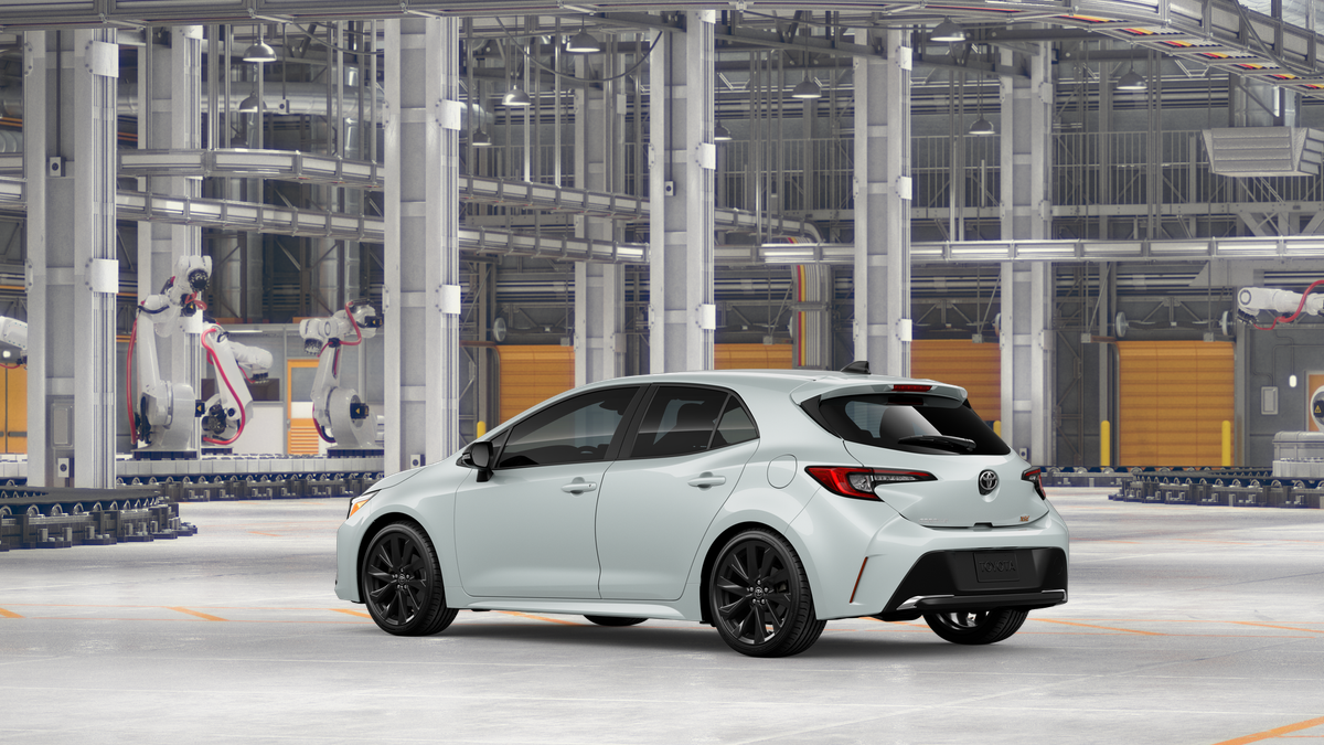 New 2026 Wind Chill Pearl <sup>1</sup> Toyota  XSE image 8