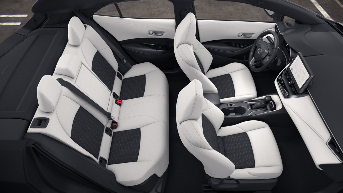 New 2027 Classic Silver Metallic Toyota  SE image 4
