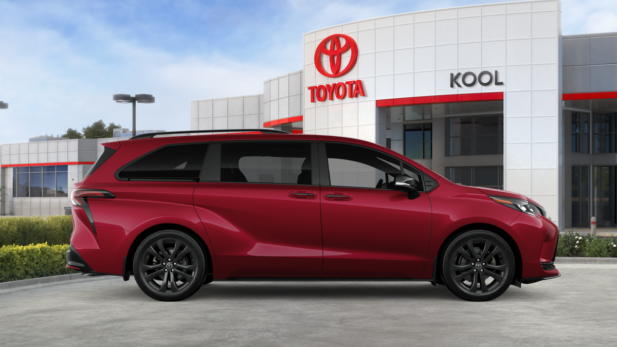 New 2026 Ruby Flare Pearl <sup>1</sup> Toyota  XSE image 14