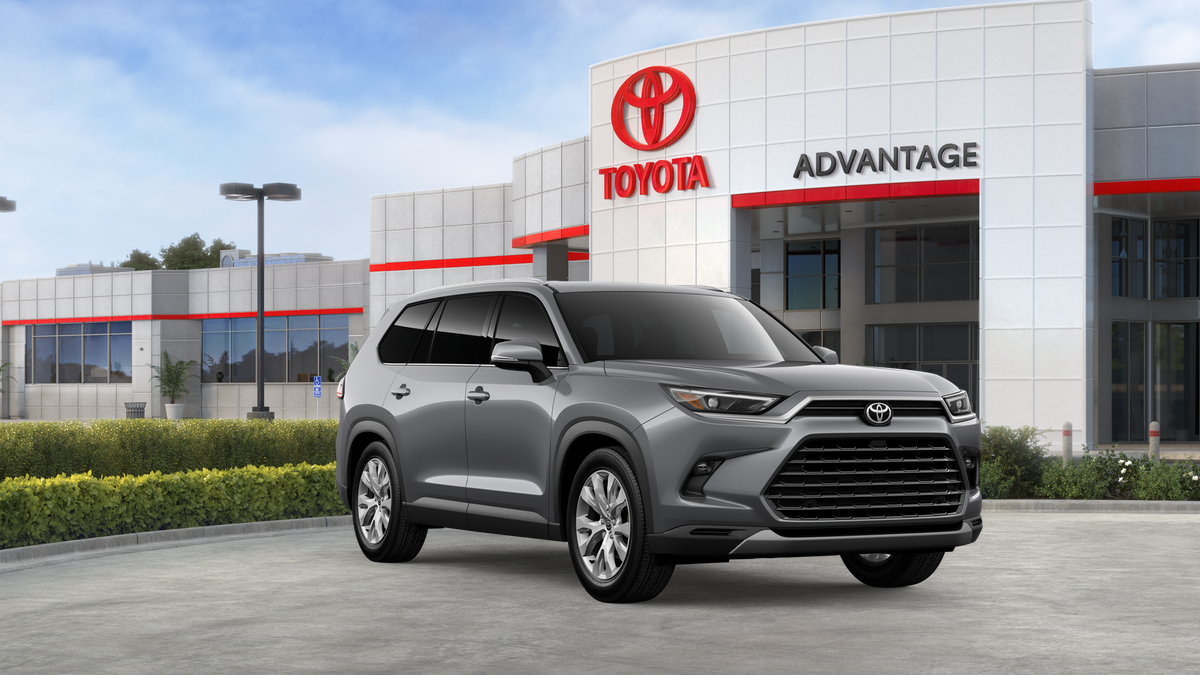 New 2026 Toyota Grand Highlander Hybrid SUV