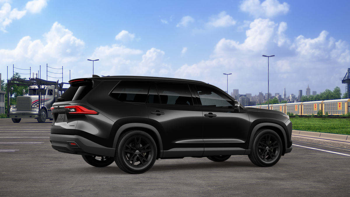 2026 Toyota Highlander Hybrid photo 13