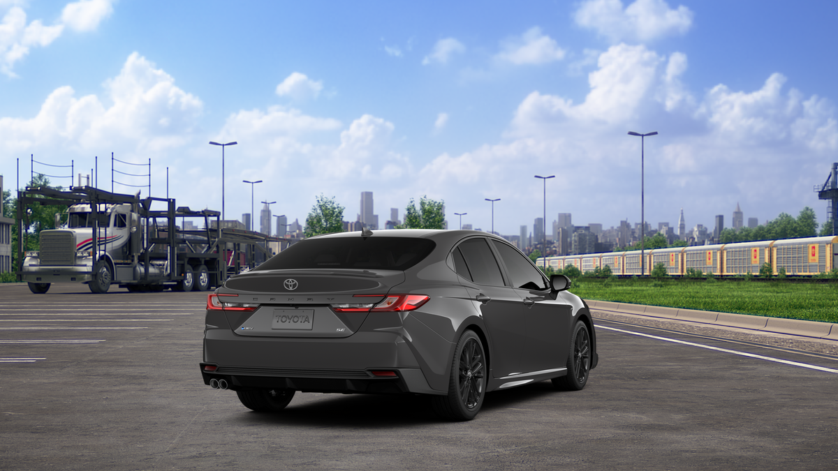 2026 Toyota Camry SE photo 4