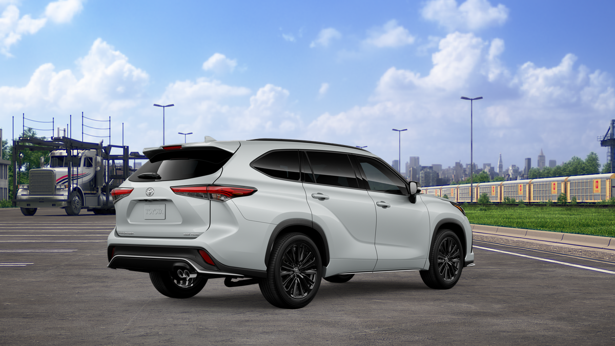 New 2026 Toyota Highlander SUV
