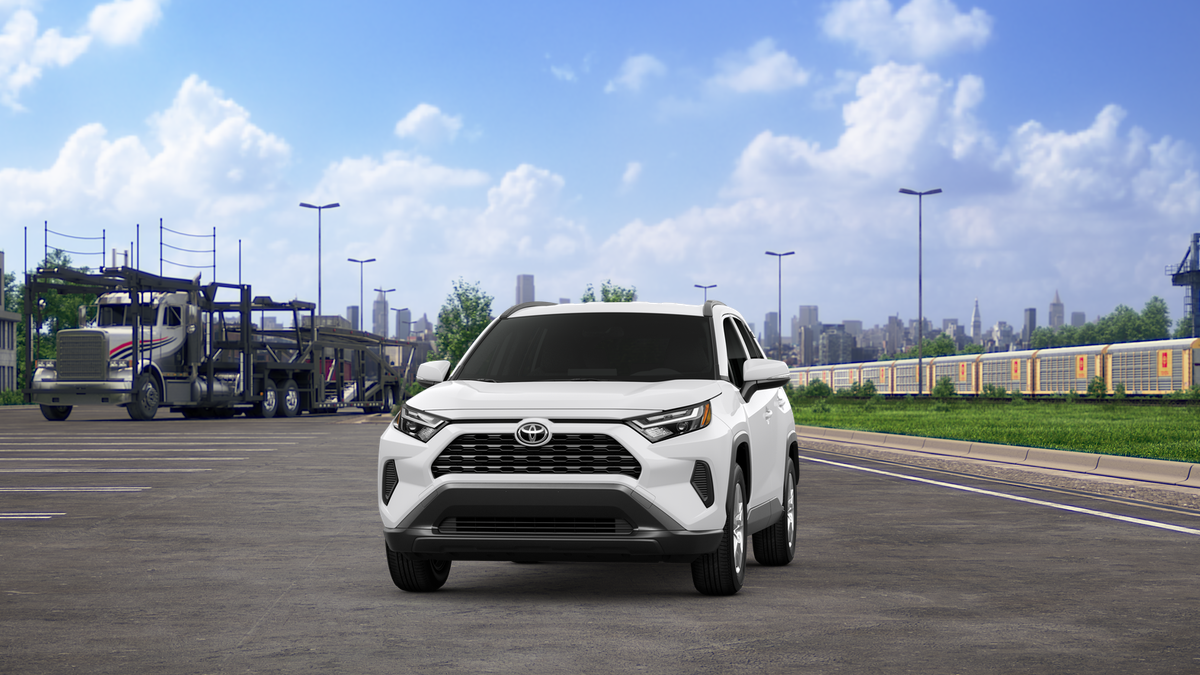 2025 Toyota RAV4 XLE photo 3