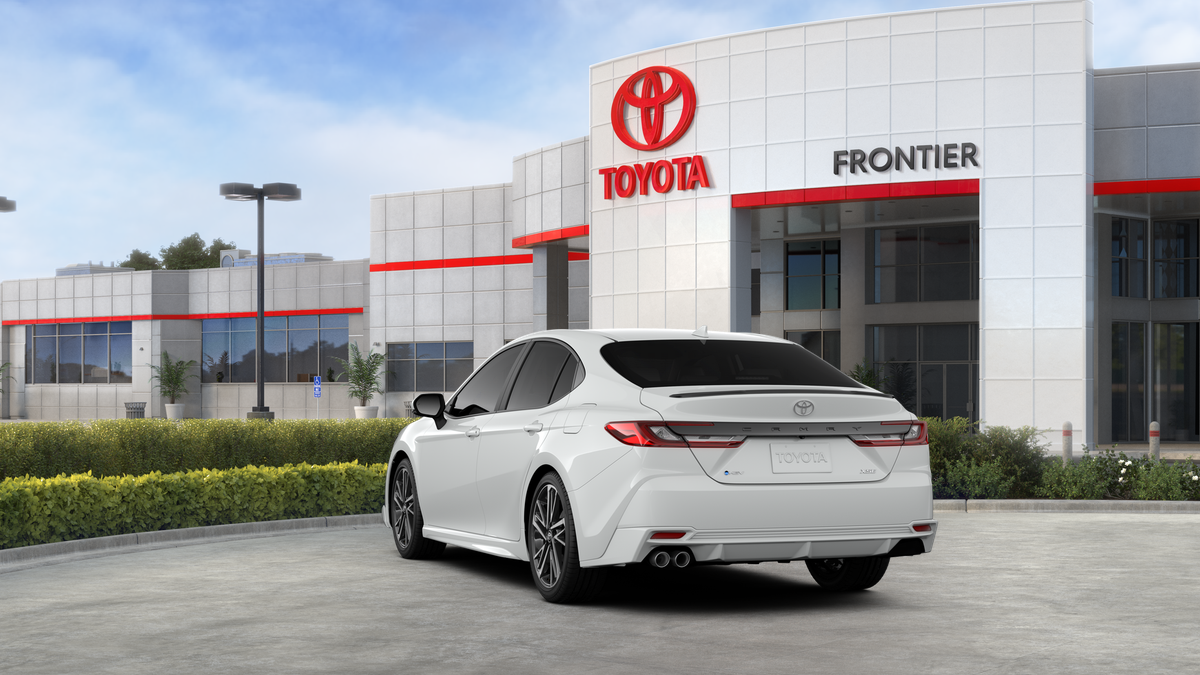 Camry XSE 2.5L 4-Cyl. Engine Front-Wheel Drive [6]