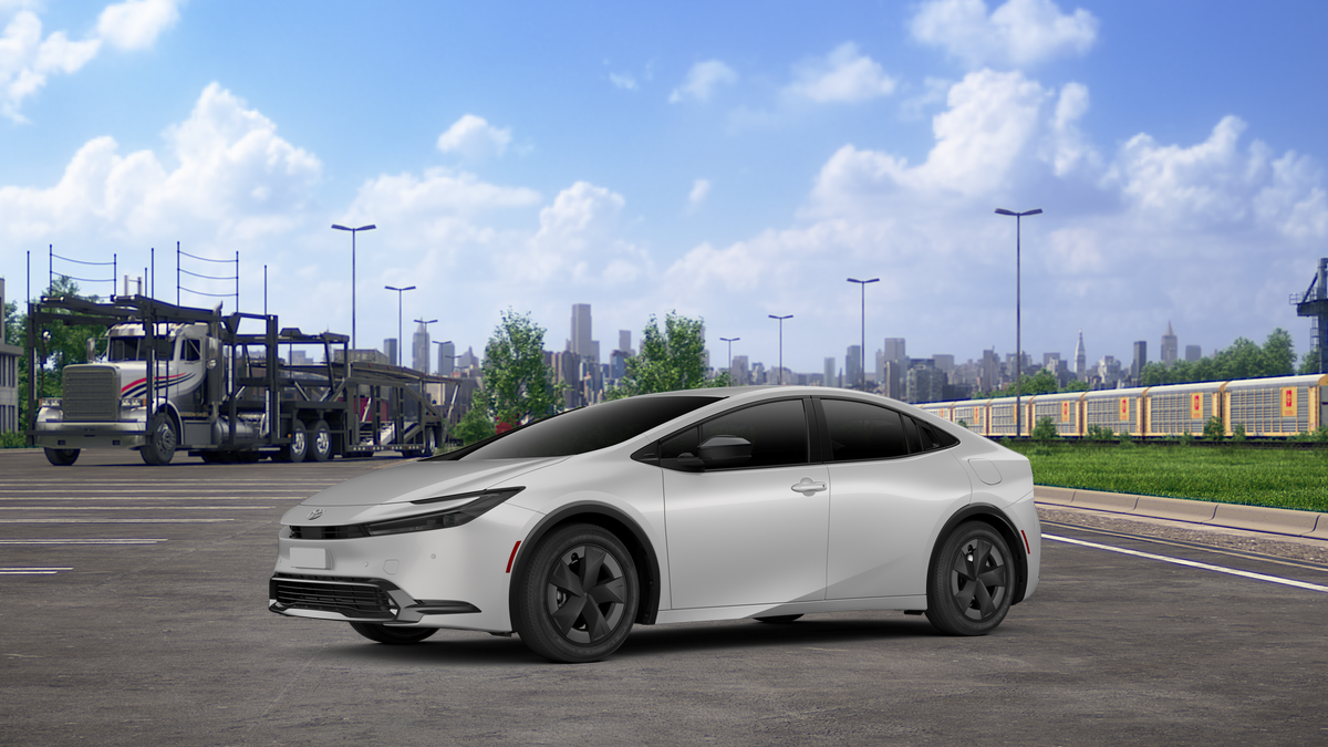 2026 Toyota Prius LE photo 2