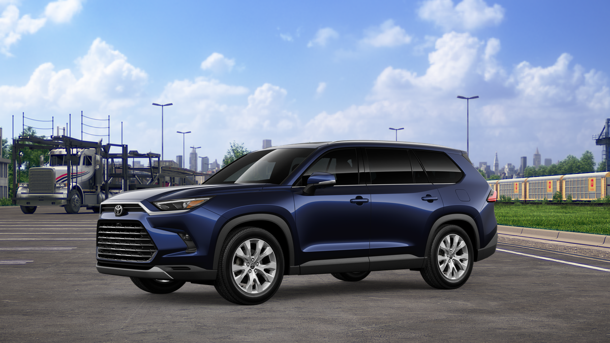 2026 Toyota Highlander Hybrid Limited photo 4