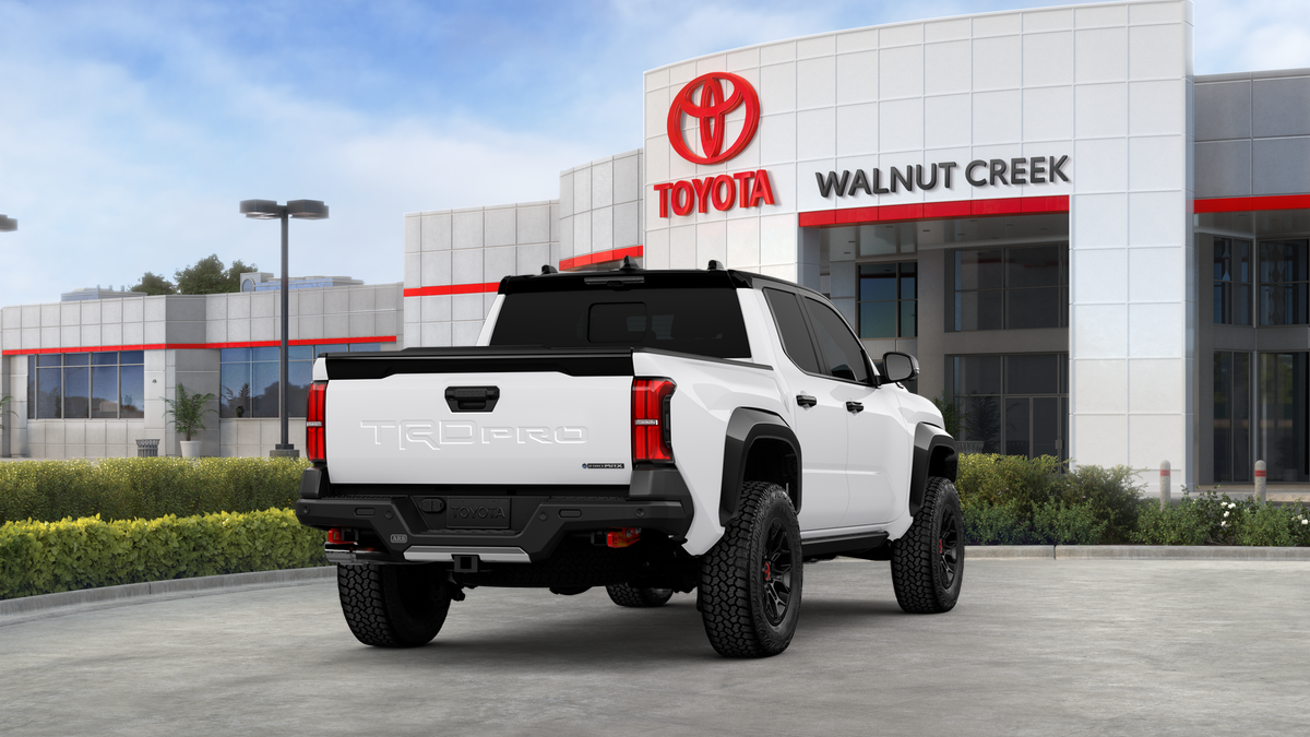 2025 Toyota Tacoma TRD Pro - Photo 11