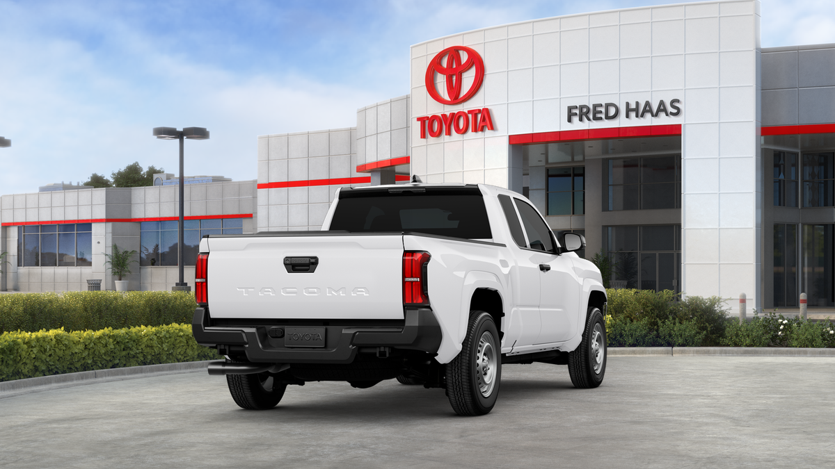 2025 Toyota Tacoma SR XtraCab photo 10