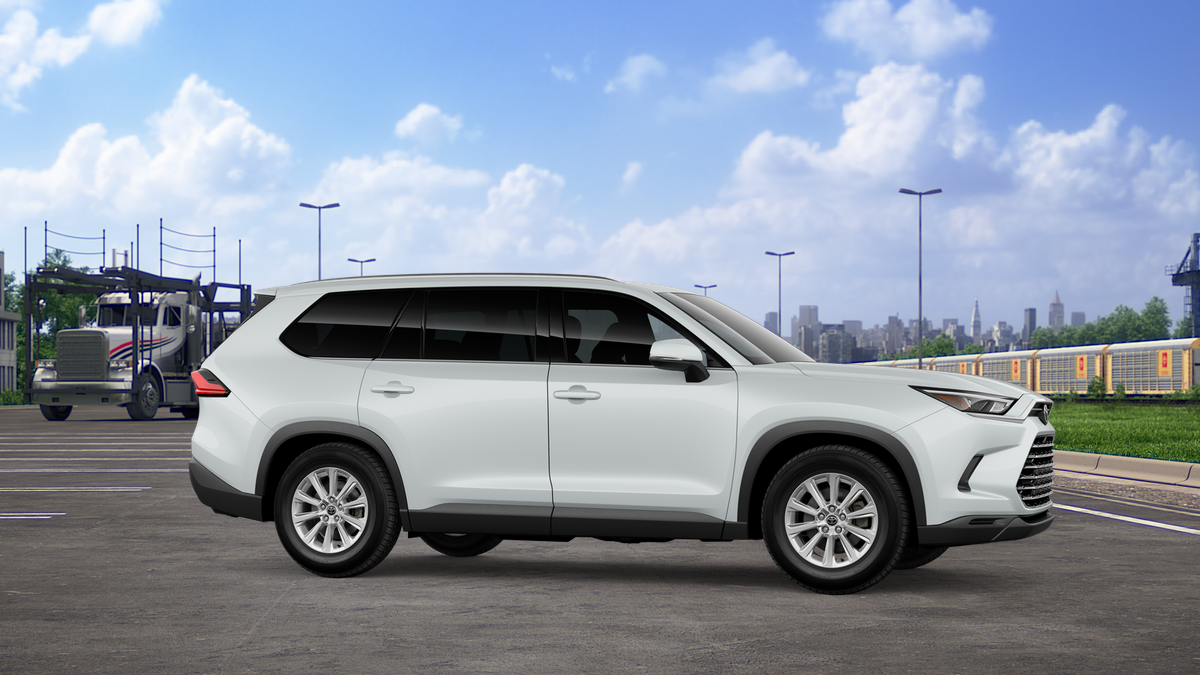 2026 Toyota Grand Highlander XLE photo 14