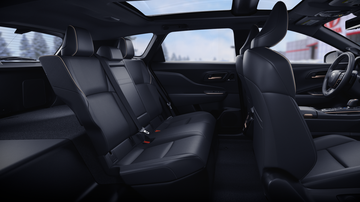 2026 Toyota Crown Signia photo 2
