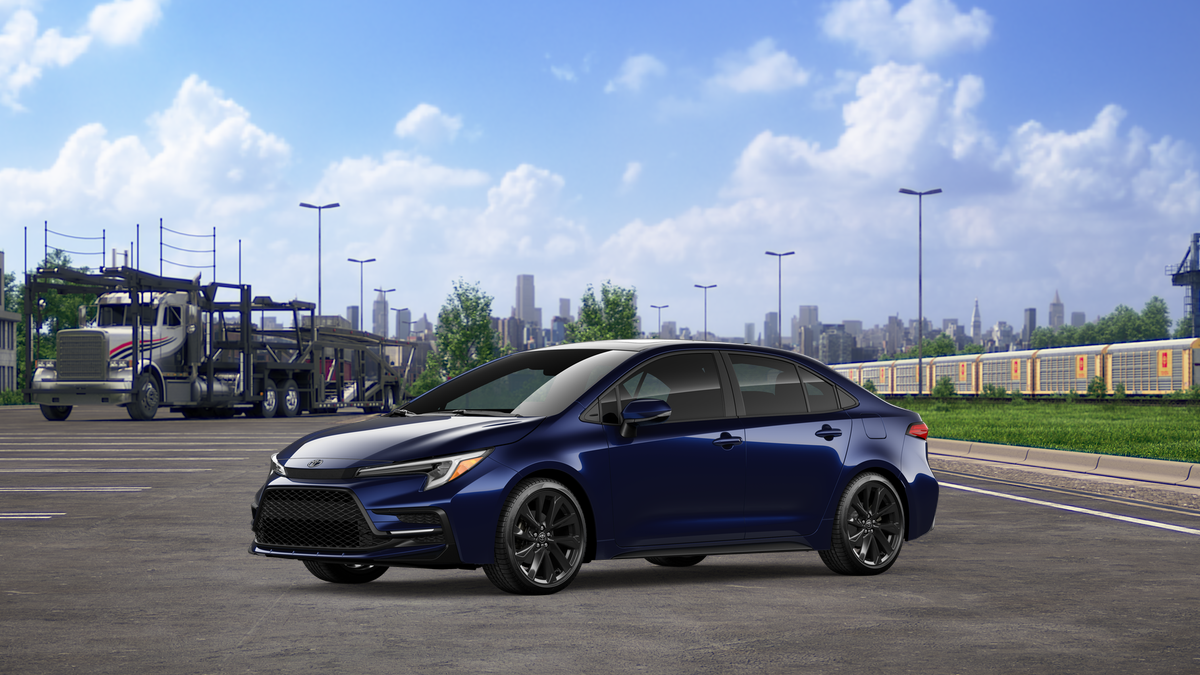 New 2026 Blueprint with Midnight Black Metallic roof <sup>1</sup> Toyota  SE image 3