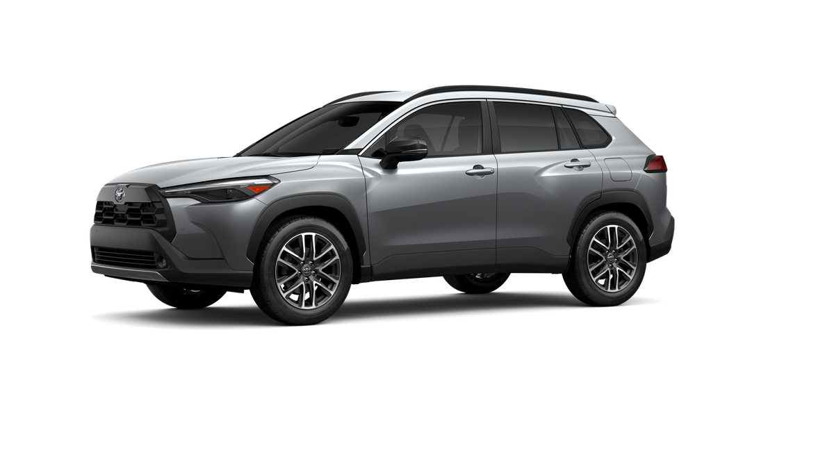 2026 Toyota Corolla Cross XLE photo 4