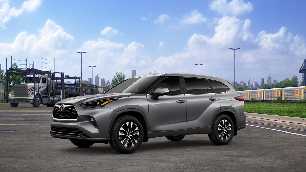 2025 Toyota Highlander XLE Limited photo 2