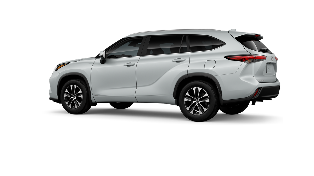 Certified Used 2026 Beige Toyota XLE image 5