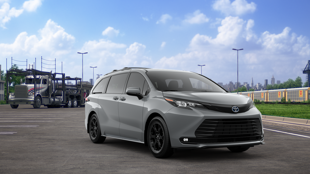 2025 Toyota Sienna XSE photo 15