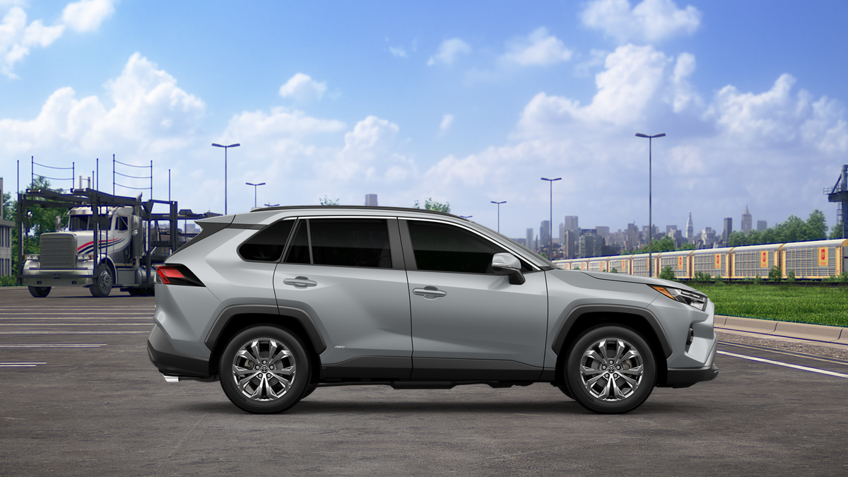 2025 Toyota RAV4 Hybrid XLE Premium photo 12