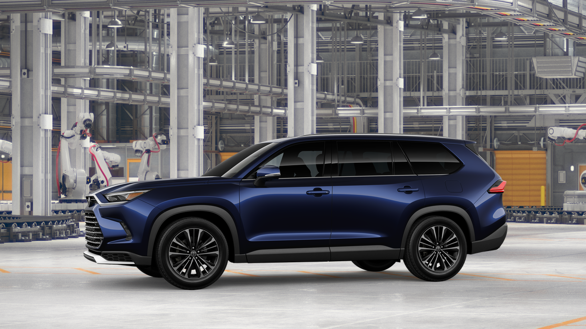 New 2026 Toyota Grand Highlander Hybrid SUV