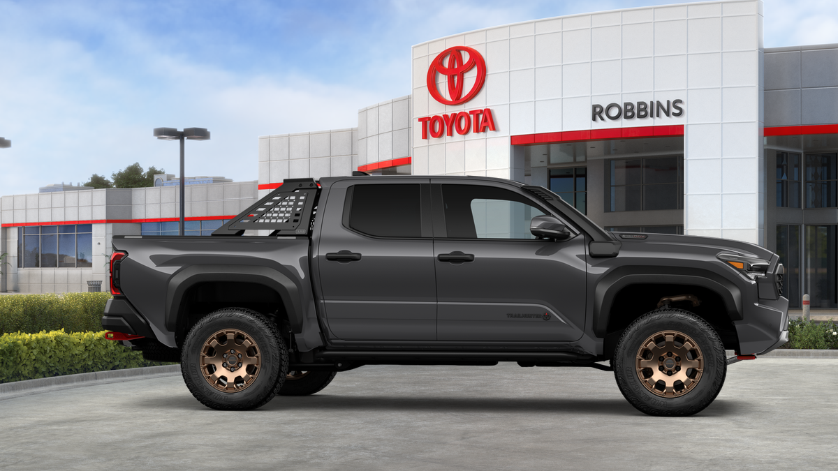 2025 Toyota Tacoma Trailhunter 4x4 Double Cab photo 13