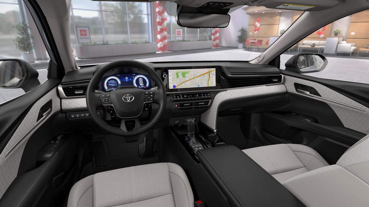 2026 Toyota Camry XLE - Photo 32