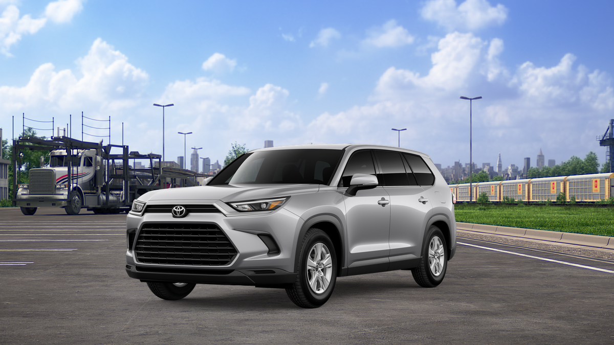 2026 Toyota Grand Highlander Hybrid LE AWD's photo