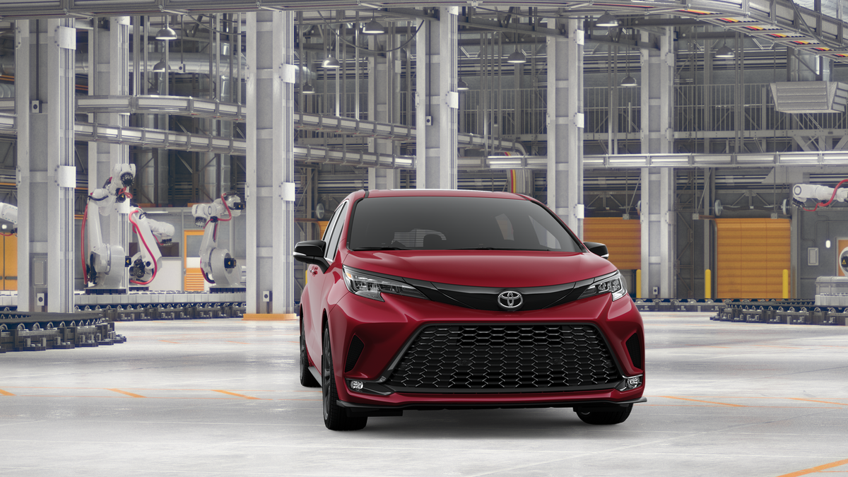 New 2026 Ruby Flare Pearl <sup>1</sup> Toyota  XSE image 18