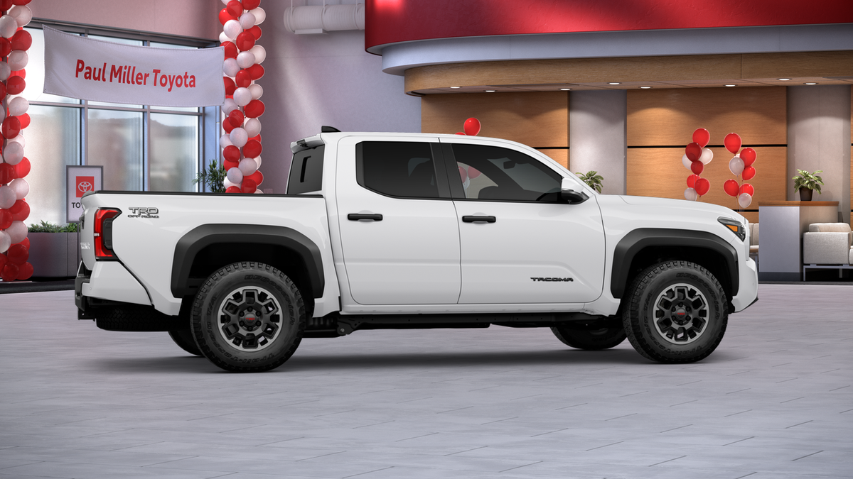 2025 Toyota Tacoma TRD Off Road - Photo 14