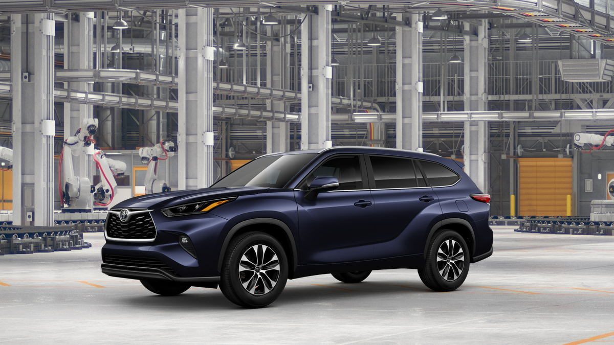2025 Toyota Highlander XLE photo 4