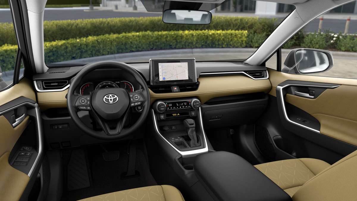 2025 Toyota RAV4 XLE photo 13