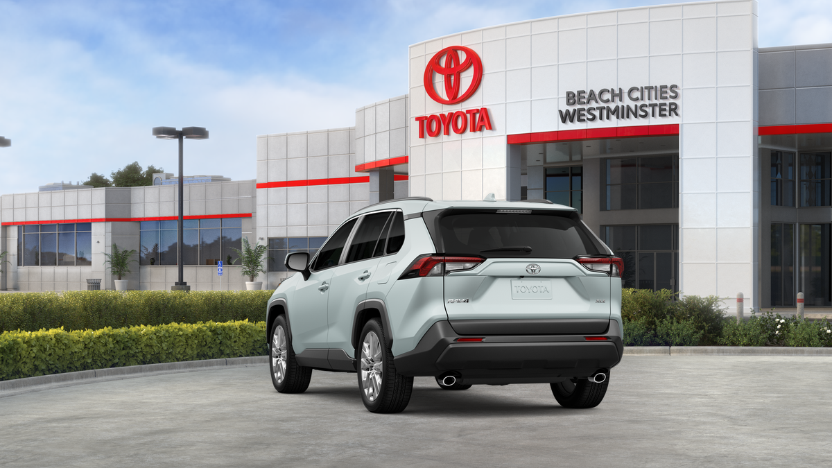 2025 Toyota RAV4 XLE Premium photo 4