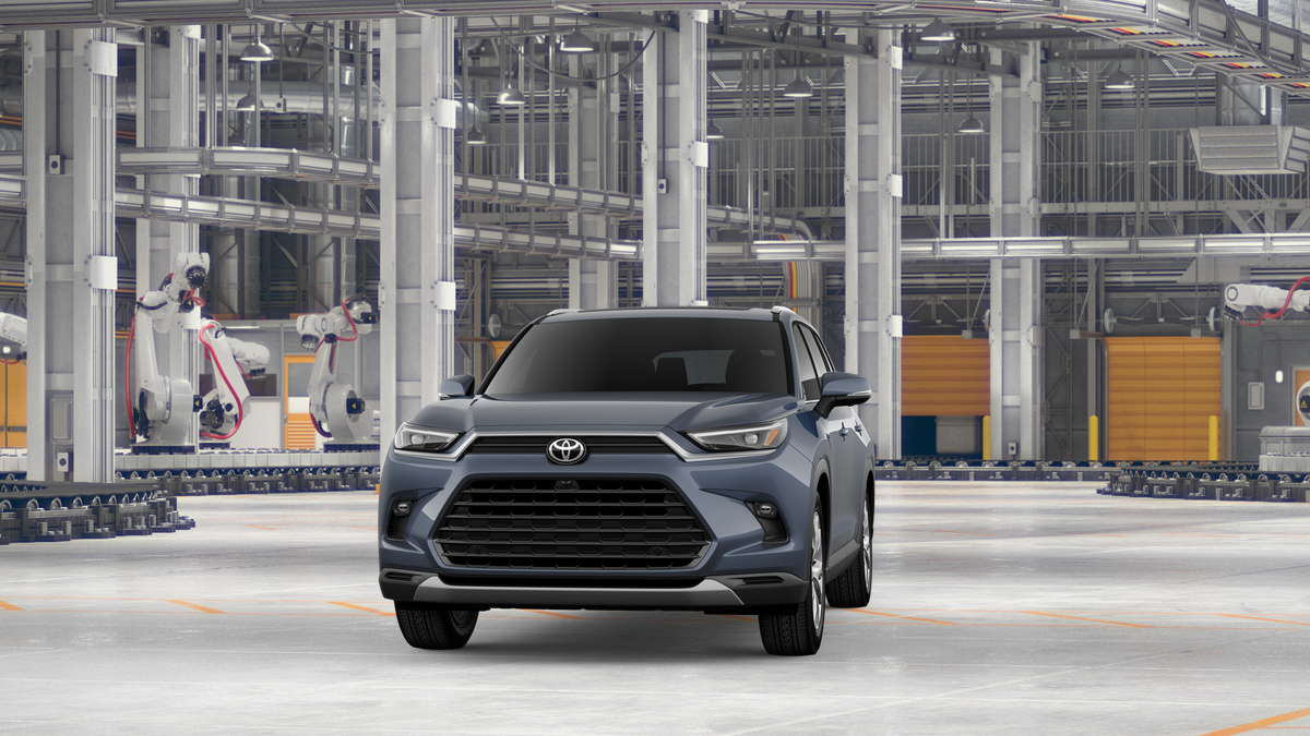 2026 Toyota Highlander Hybrid Limited photo 17