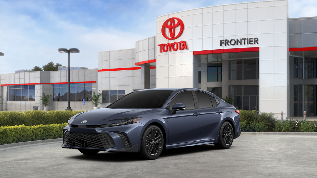 Camry SE 2.5L 4-Cyl. Engine Front-Wheel Drive [5]