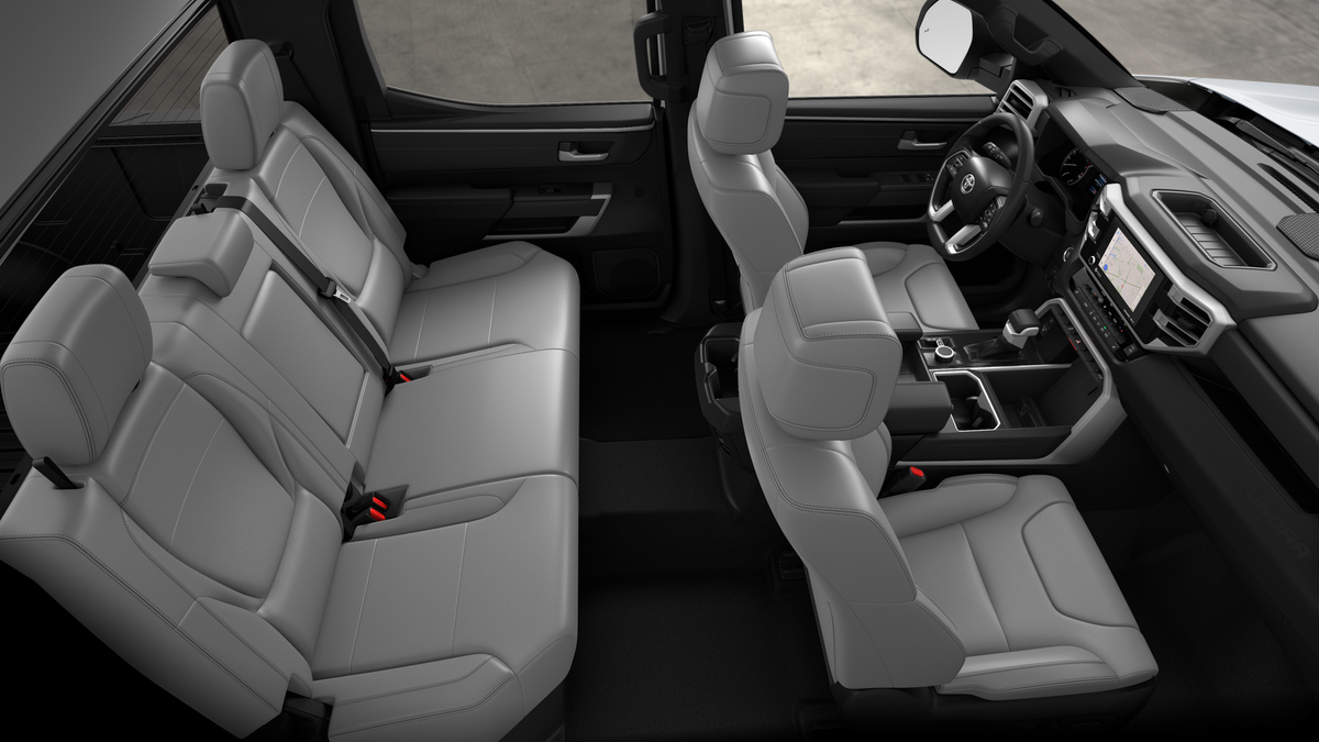 2026 Toyota Tundra SR5 - Photo 38